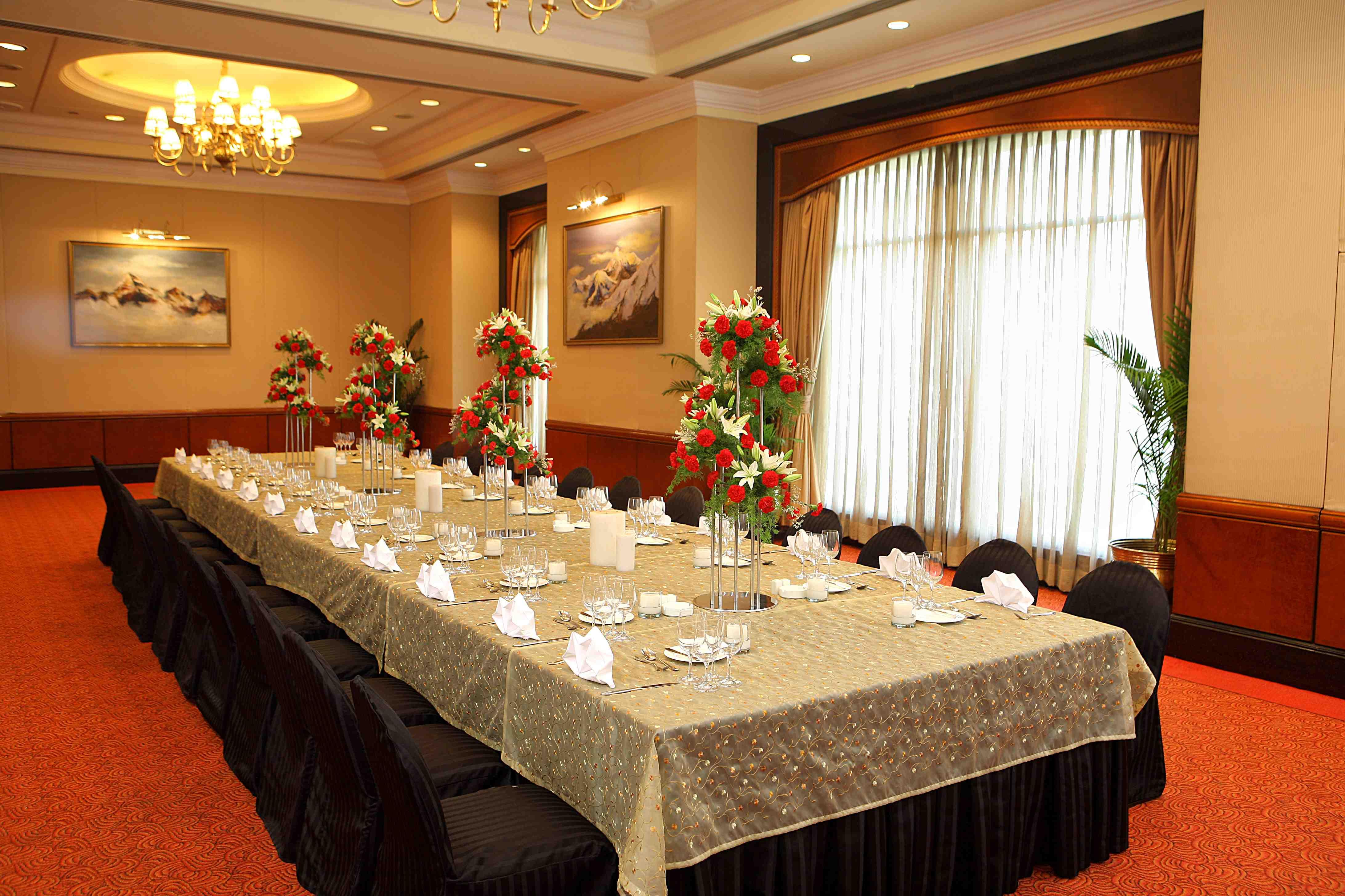 Eros Hotel New Delhi, Nehru Place Dış mekan fotoğraf A banquet hall