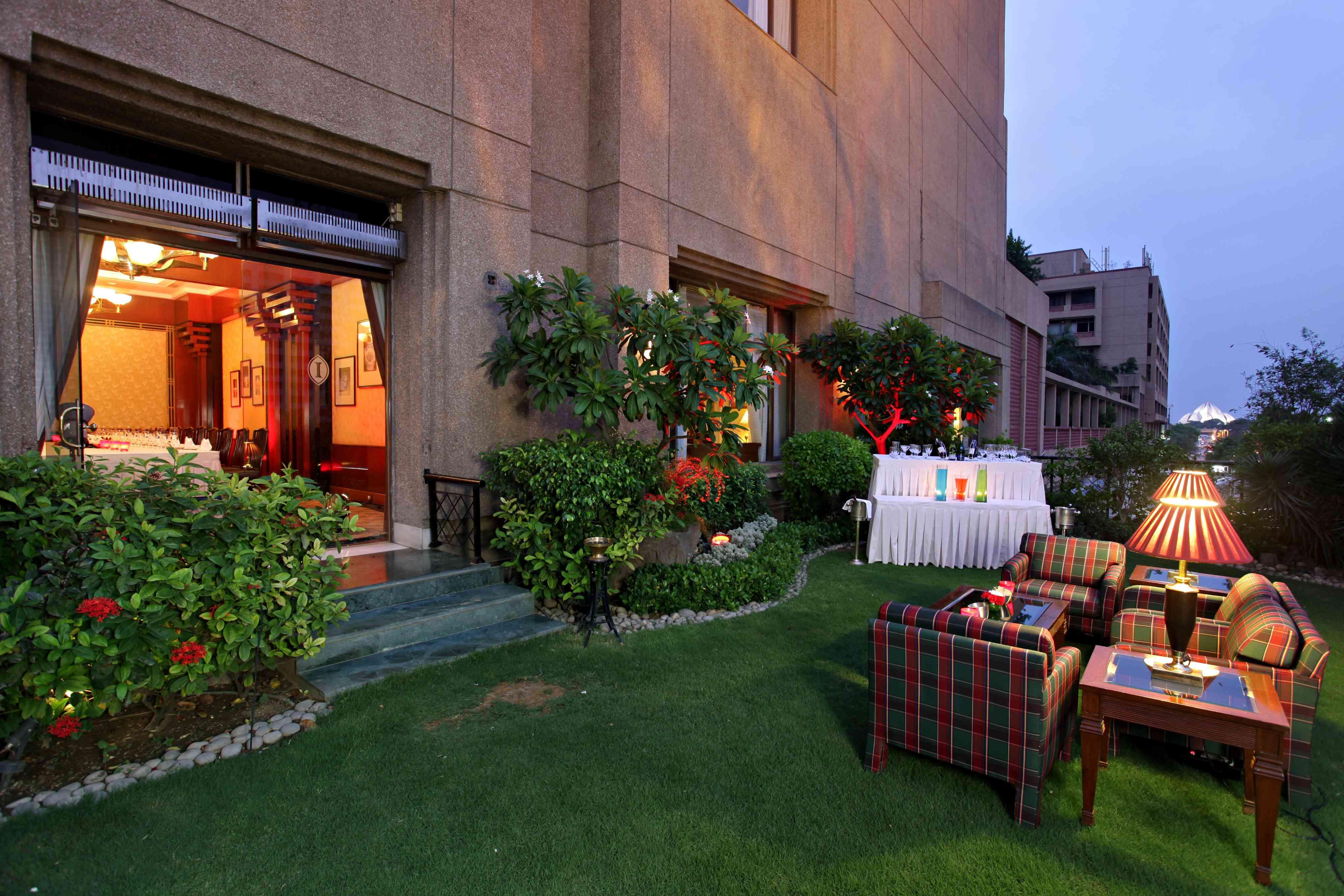 Eros Hotel New Delhi, Nehru Place Dış mekan fotoğraf The Imperial Hotel