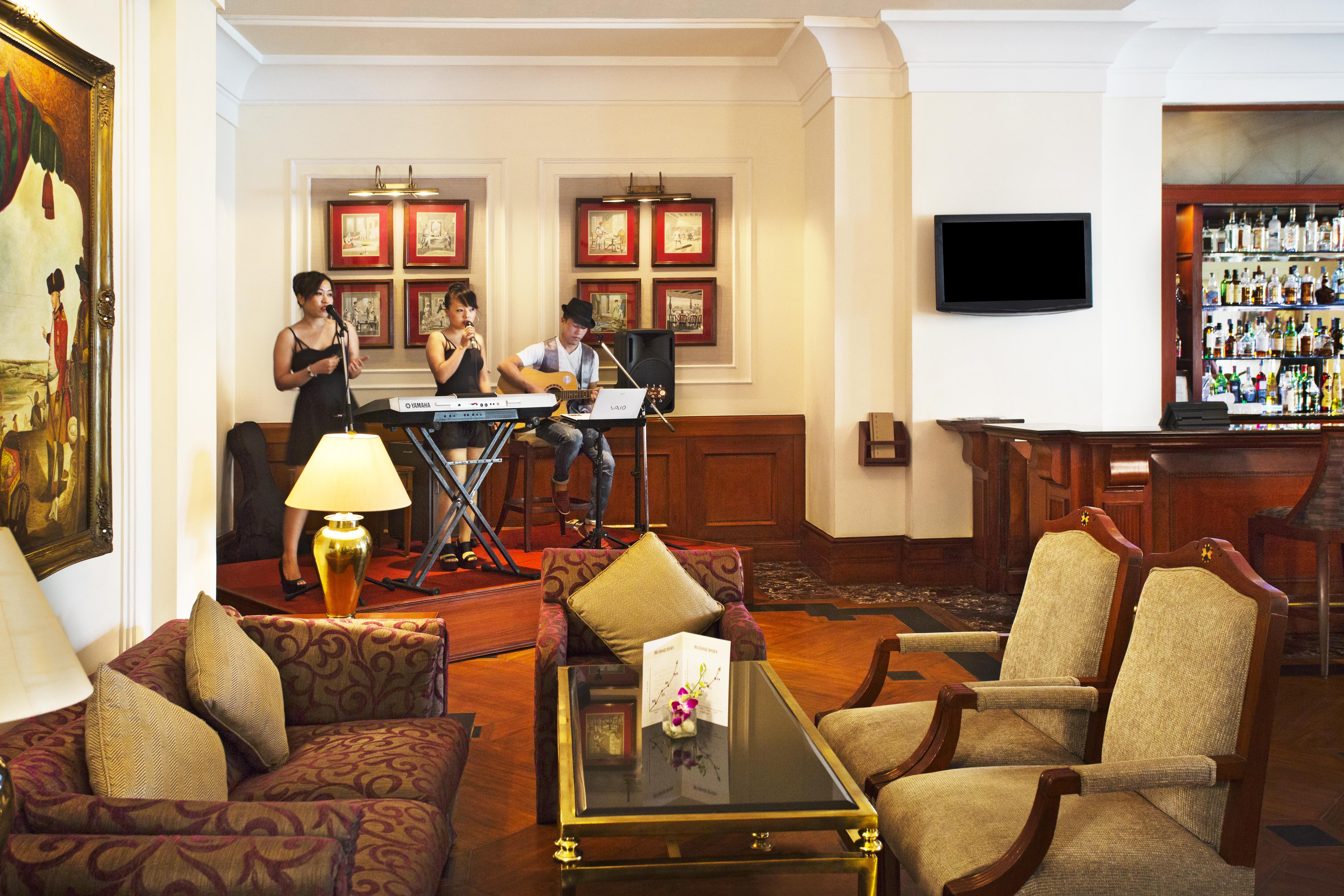 Eros Hotel New Delhi, Nehru Place Dış mekan fotoğraf The bar at the hotel