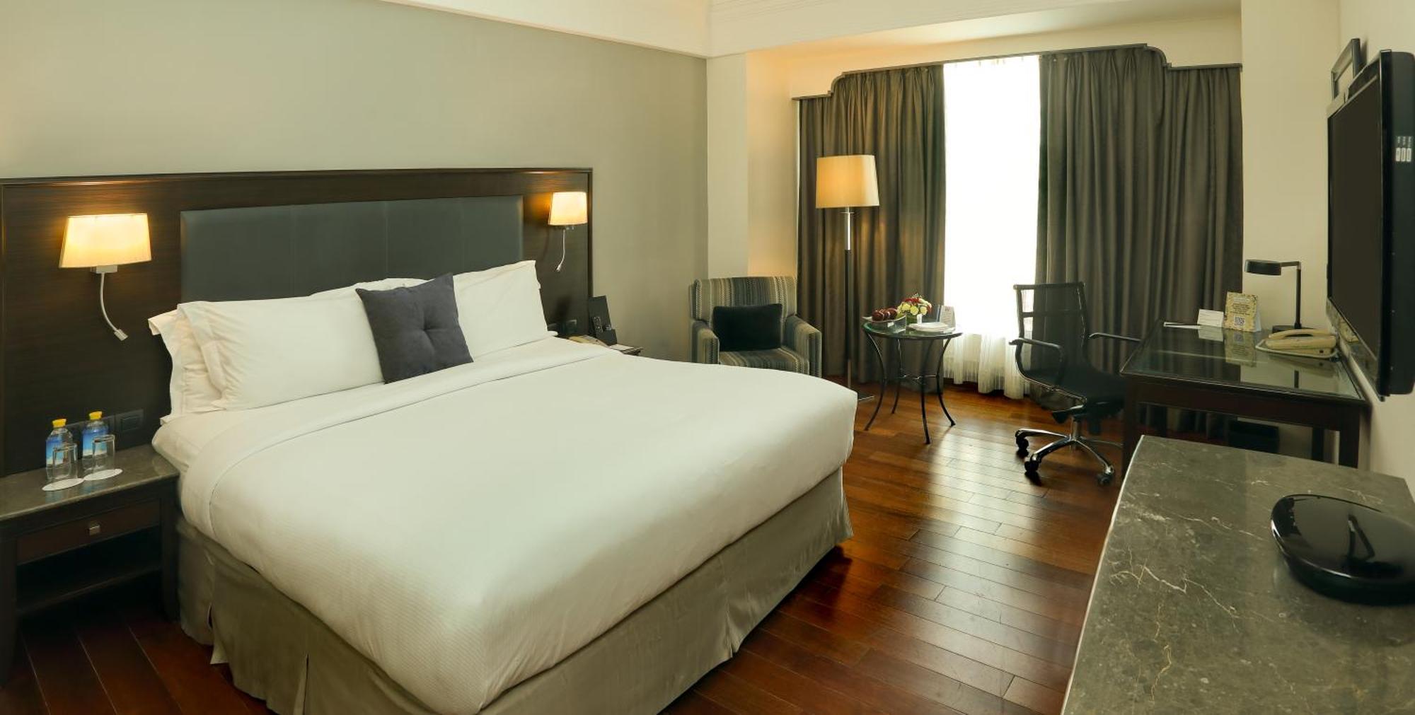 Eros Hotel New Delhi, Nehru Place Dış mekan fotoğraf